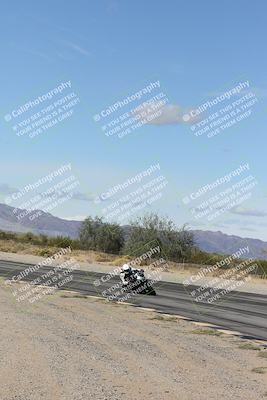 media/Nov-16-2025-Race Pace (Sun) [[8c5fa54630]]/Verified Riders/4-Turn 3 Inside (1050am)/